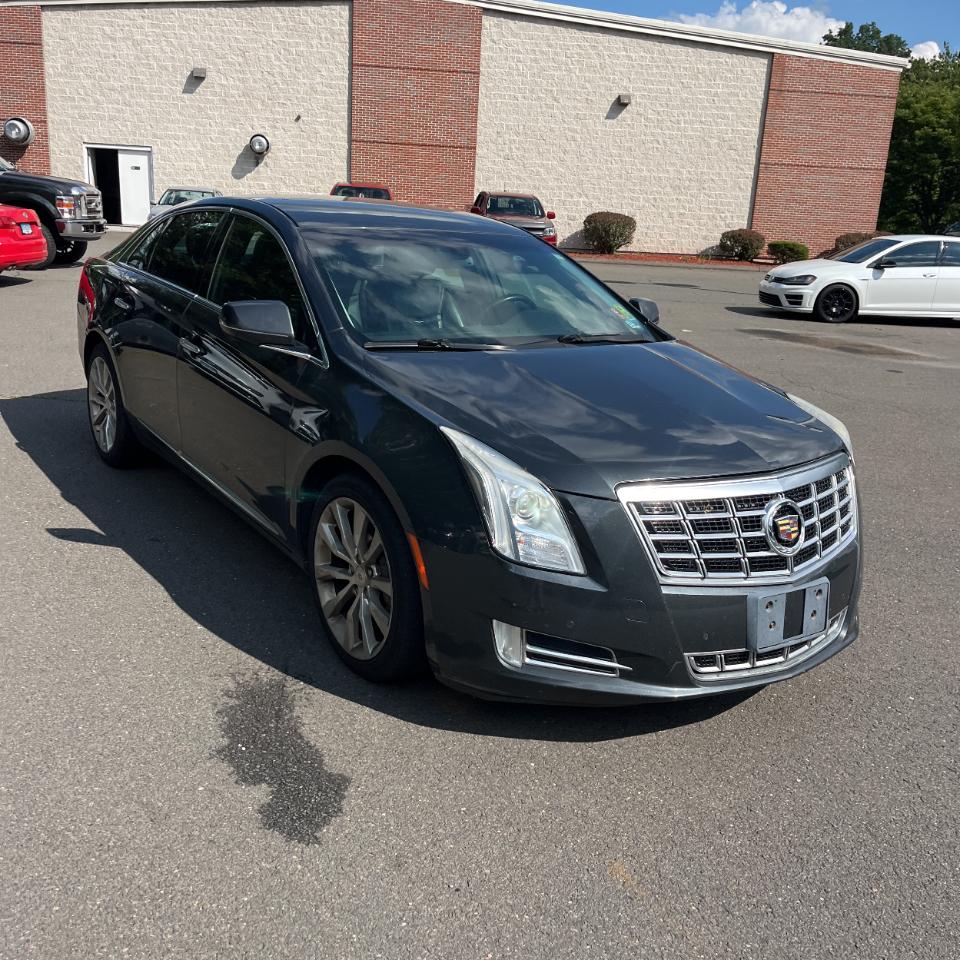 Cadillac XTS 4dr Sdn Luxury AWD 2015