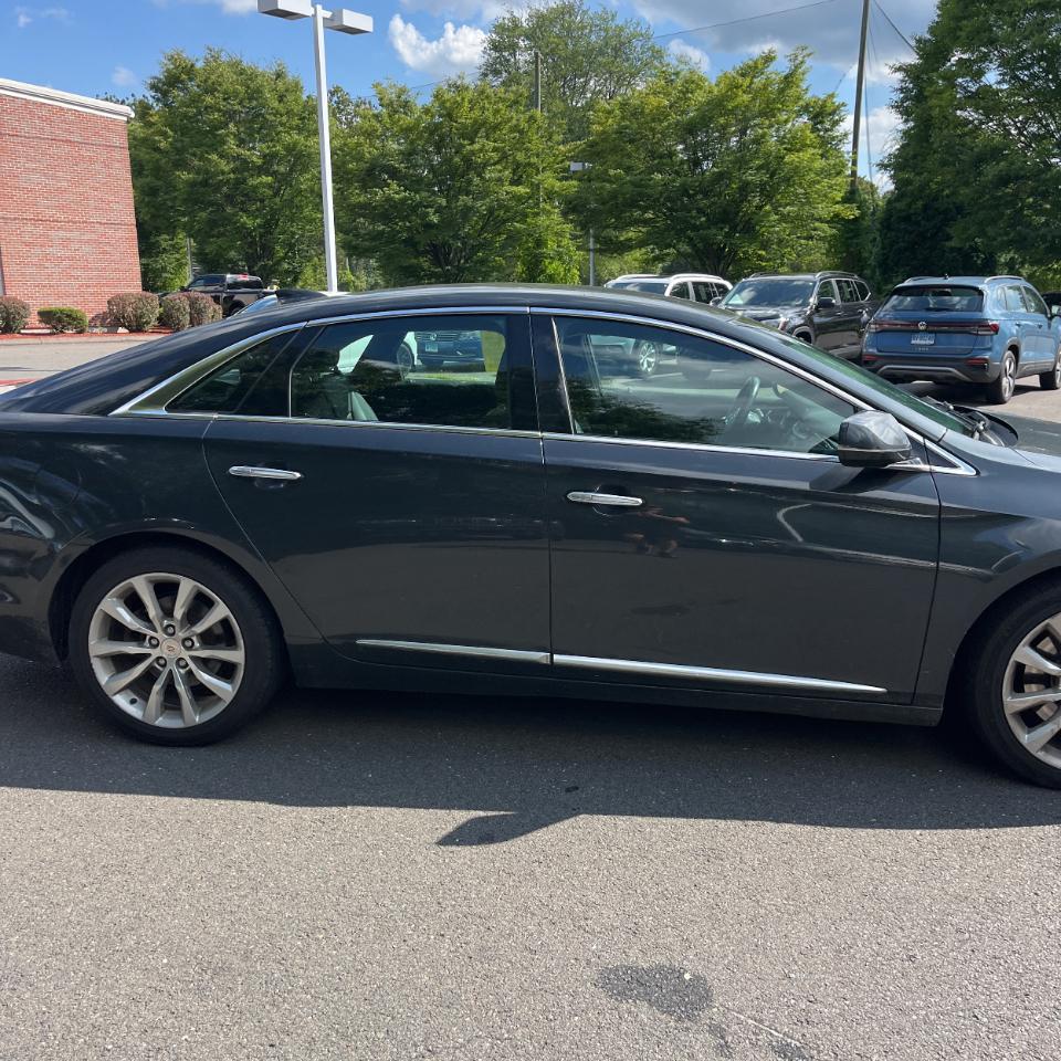 Cadillac XTS 4dr Sdn Luxury AWD 2015