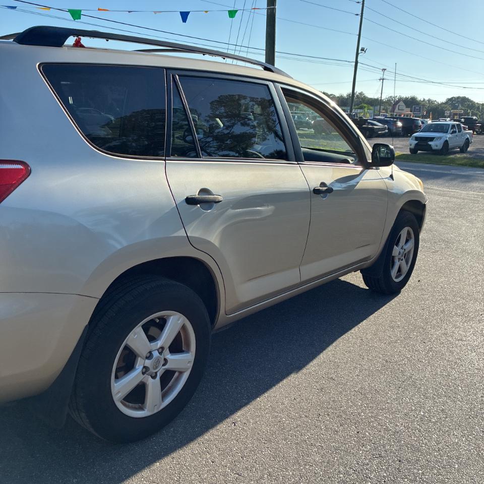 Toyota RAV4 FWD 4dr V6 5-Spd AT (Natl) 2008