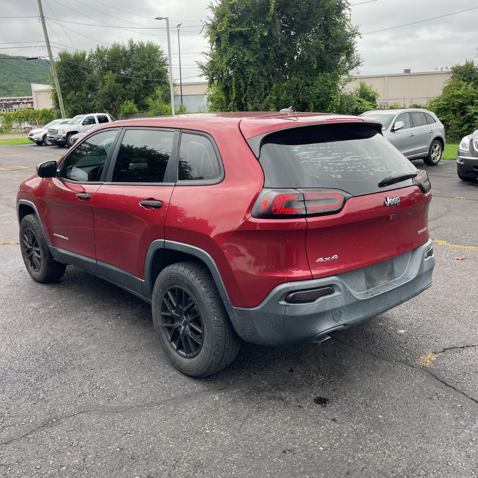 Jeep Cherokee 4WD 4dr Sport 2015