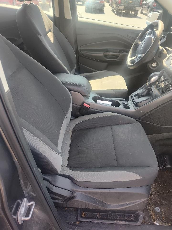 Ford Escape FWD 4dr S 2014