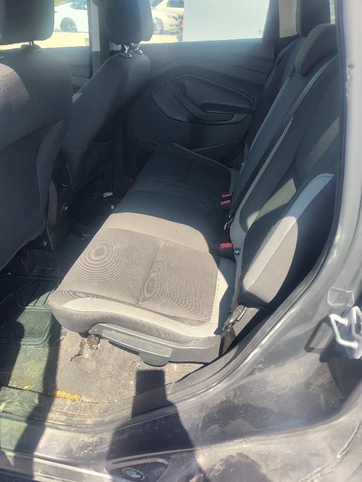 Ford Escape FWD 4dr S 2014