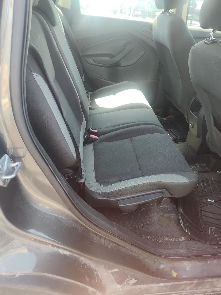 Ford Escape FWD 4dr S 2014