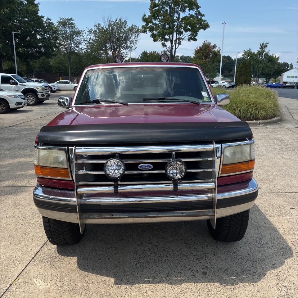Ford F-150 Supercab 138.8" WB 4WD 1995