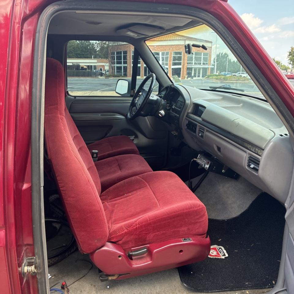 Ford F-150 Supercab 138.8" WB 4WD 1995