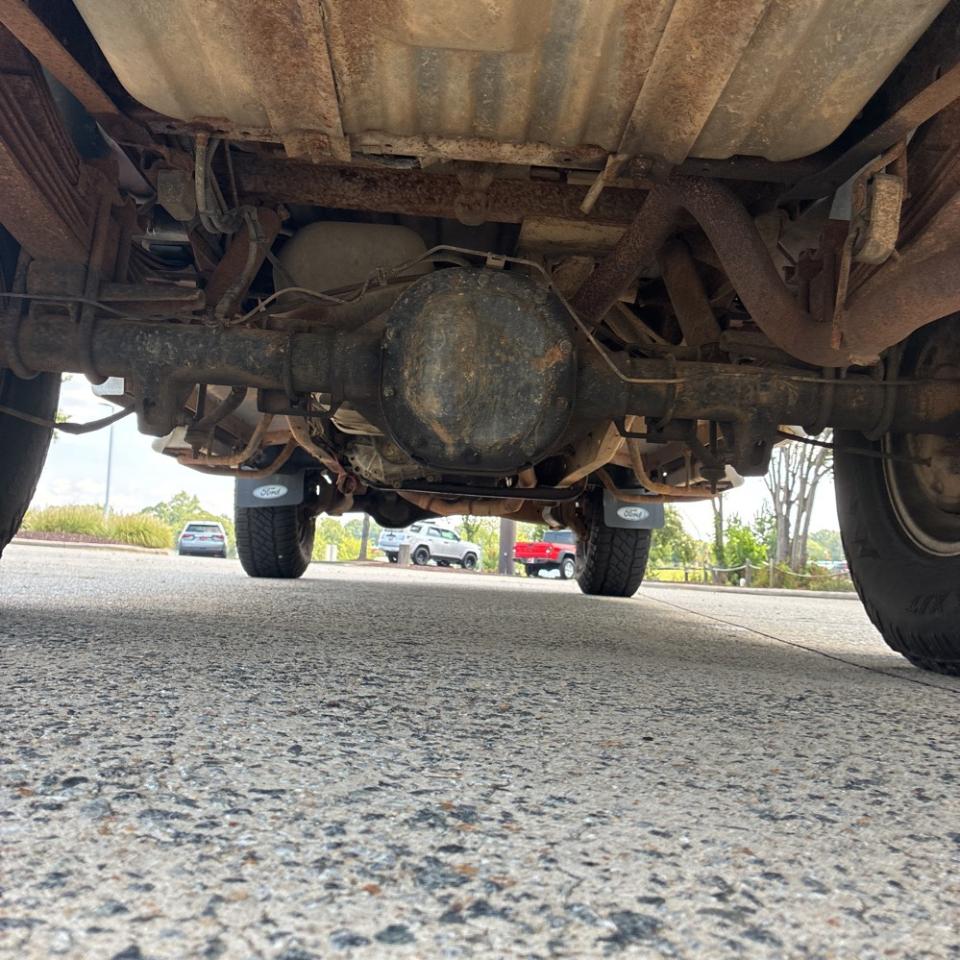 Ford F-150 Supercab 138.8" WB 4WD 1995