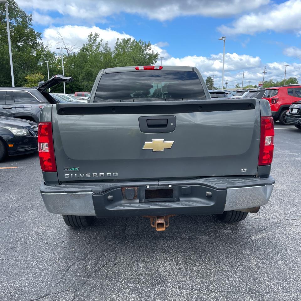 Chevrolet Silverado 1500 4WD Ext Cab 143.5" LT 2011