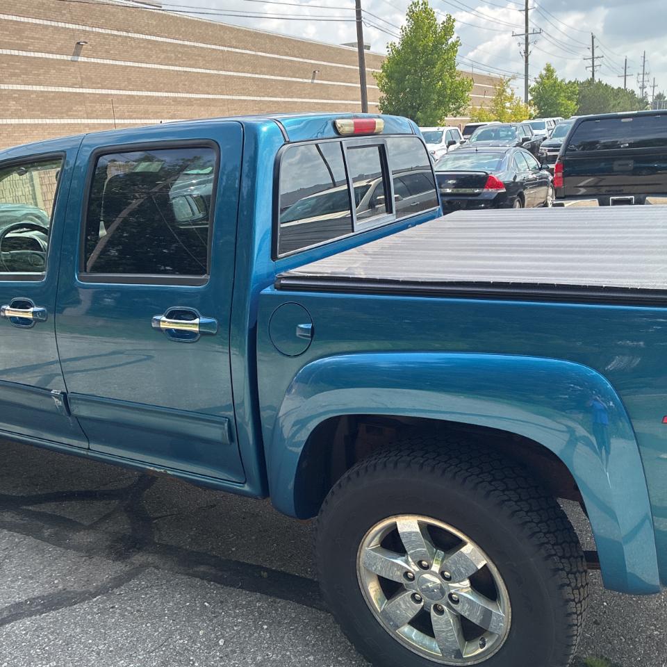 Chevrolet Colorado 4WD Crew Cab 126.0" LT w/2LT 2011