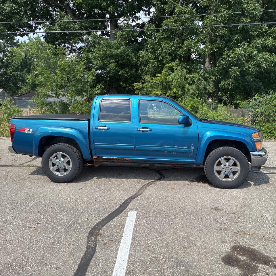 Chevrolet Colorado 4WD Crew Cab 126.0" LT w/2LT 2011