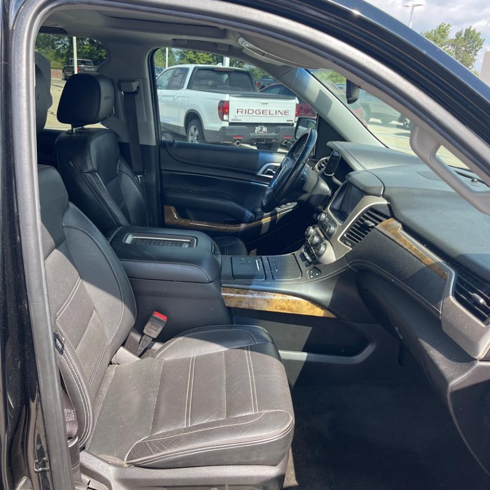 GMC Yukon XL 4WD 4dr Denali 2016
