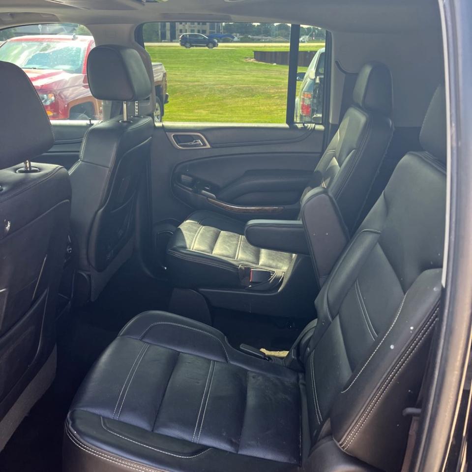 GMC Yukon XL 4WD 4dr Denali 2016
