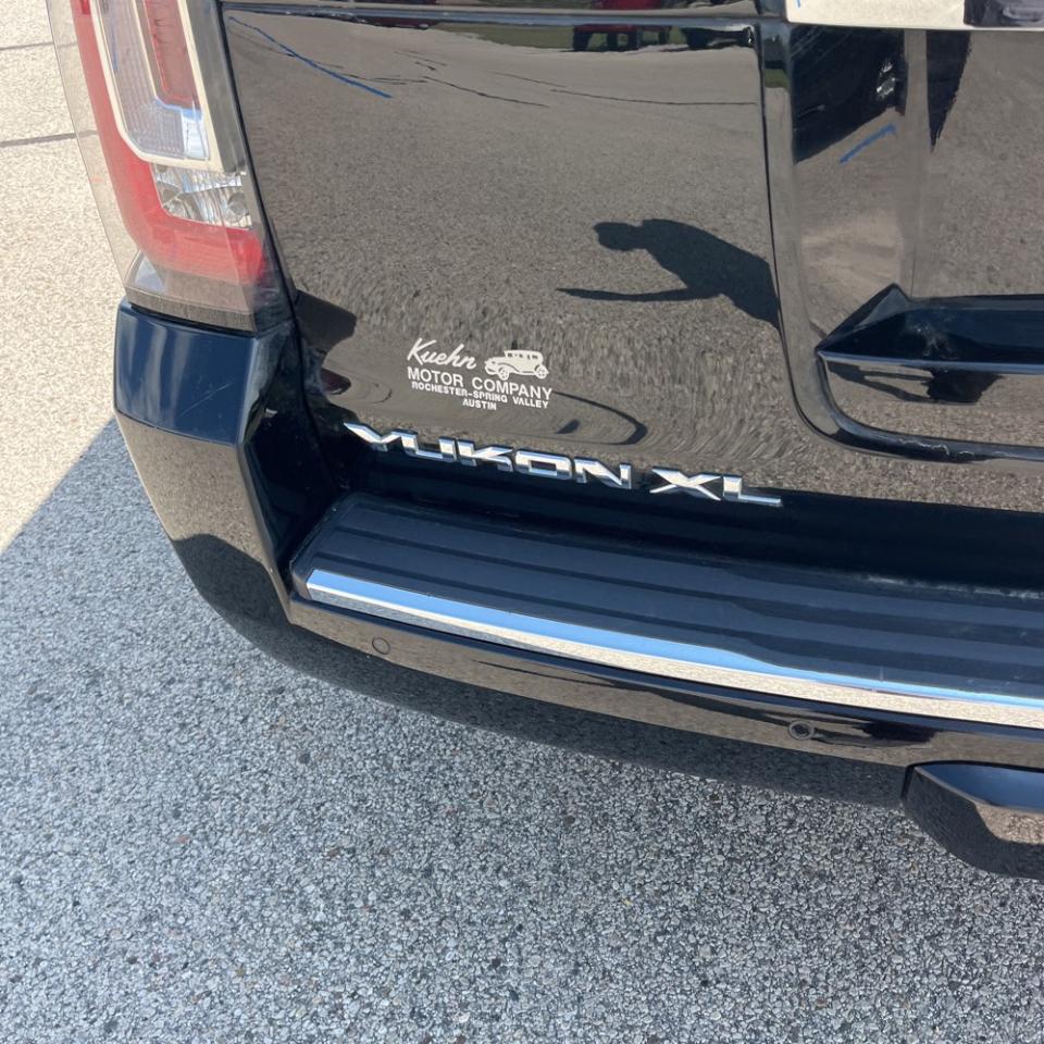 GMC Yukon XL 4WD 4dr Denali 2016