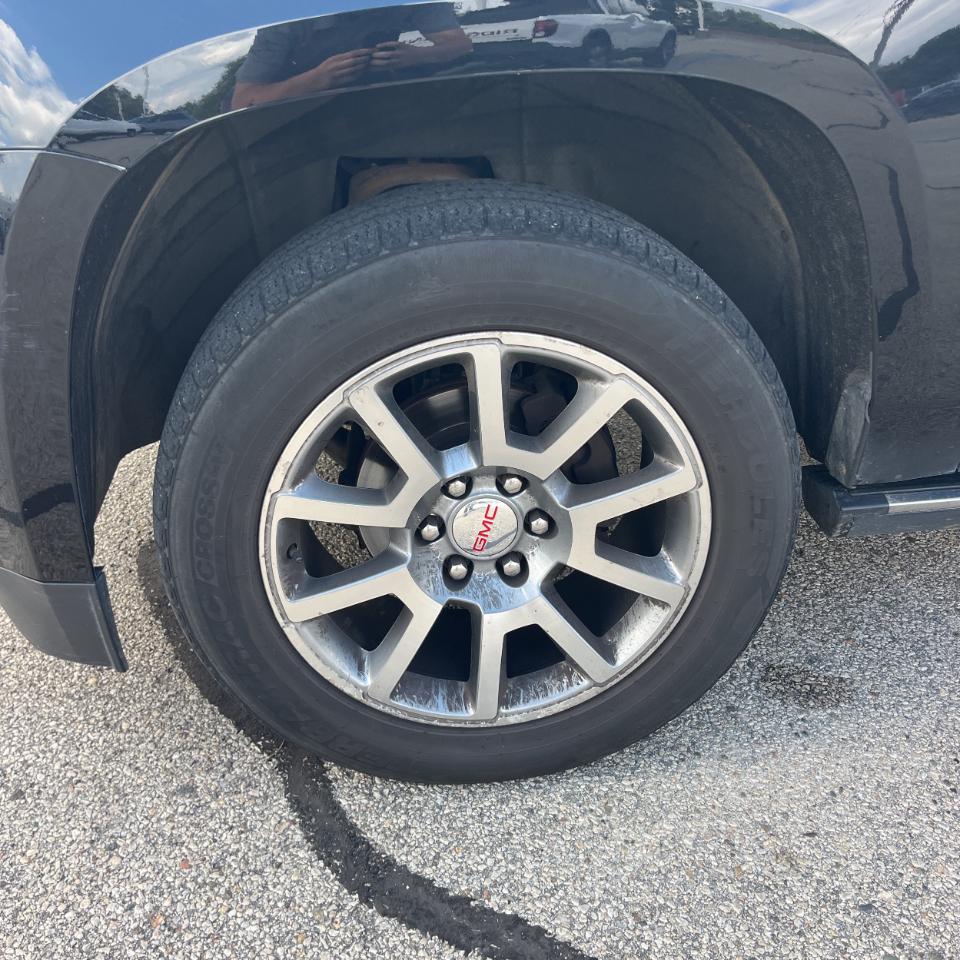 GMC Yukon XL 4WD 4dr Denali 2016