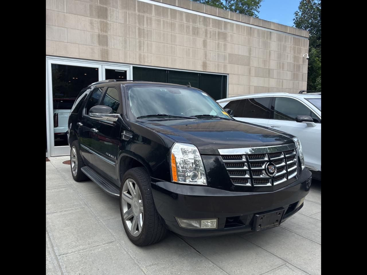 Cadillac Escalade AWD 4dr 2008