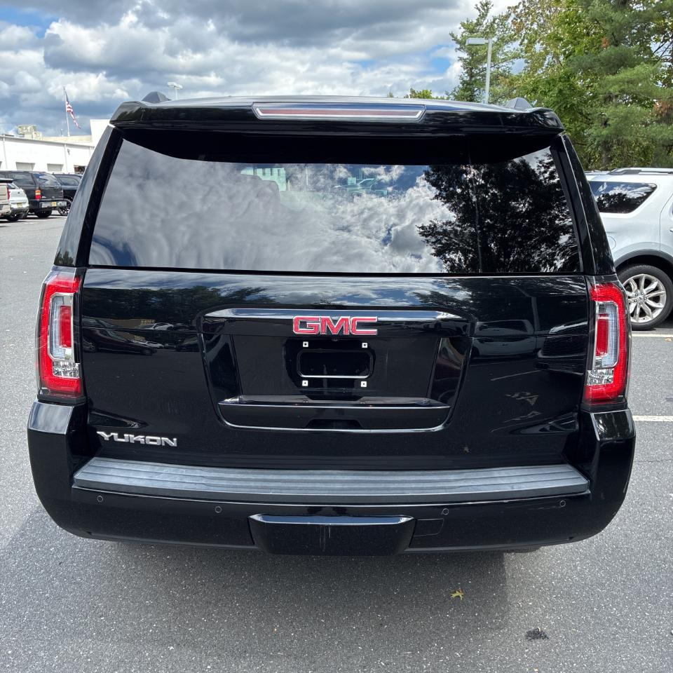 GMC Yukon 4WD 4dr SLE 2015
