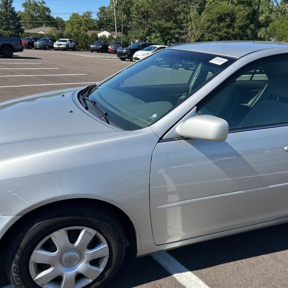 Toyota Camry 4dr Sdn LE Auto 2004