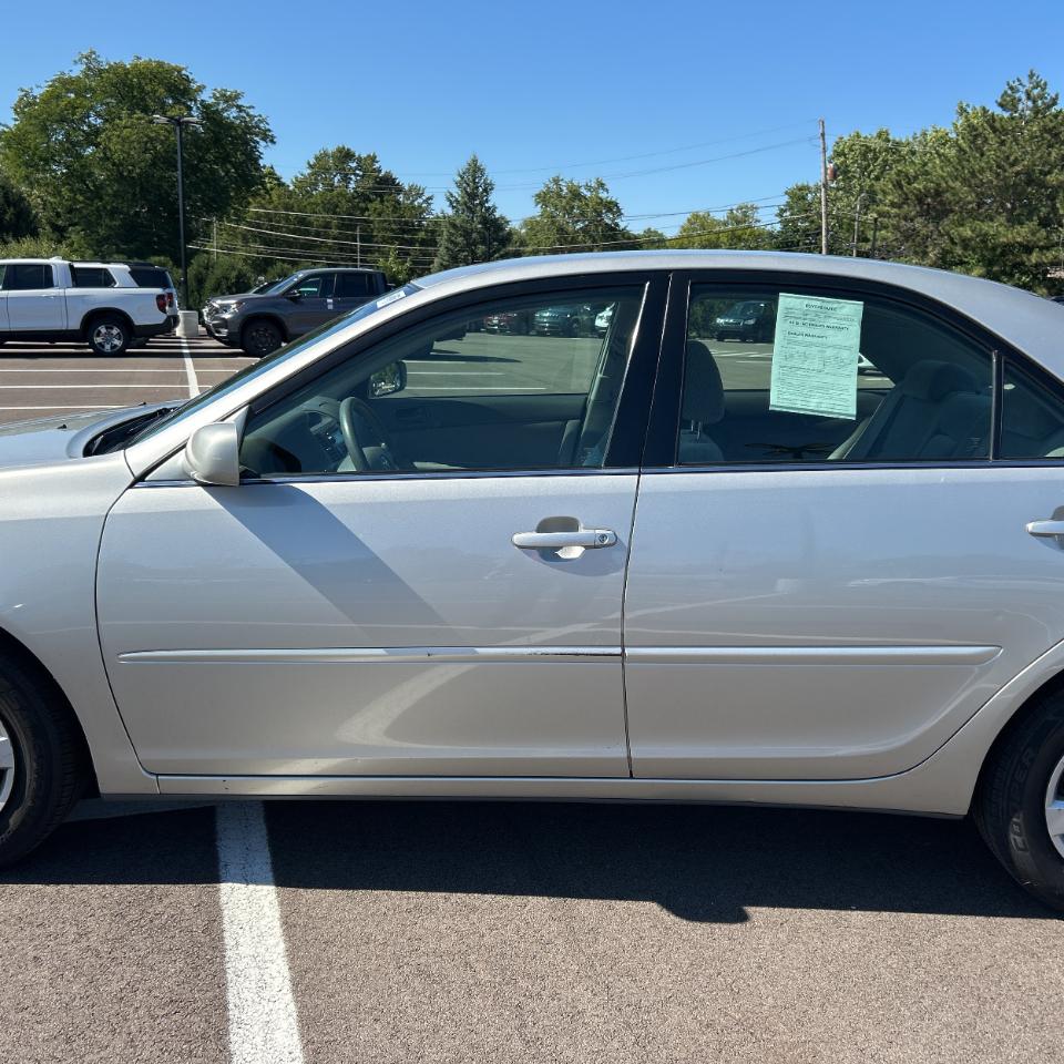 Toyota Camry 4dr Sdn LE Auto 2004