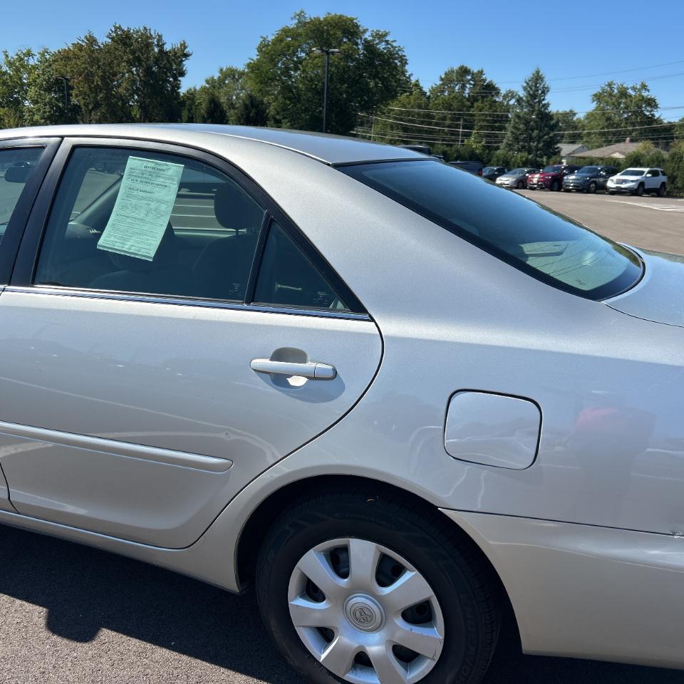 Toyota Camry 4dr Sdn LE Auto 2004