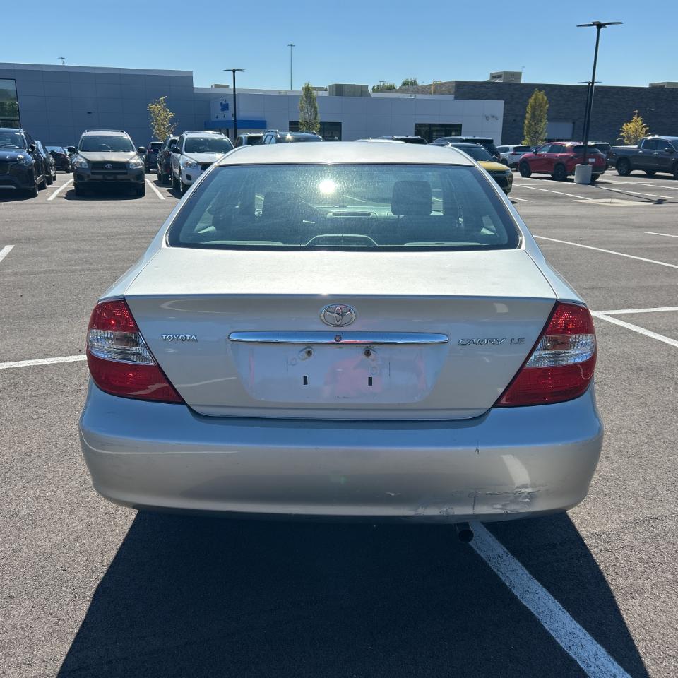 Toyota Camry 4dr Sdn LE Auto 2004