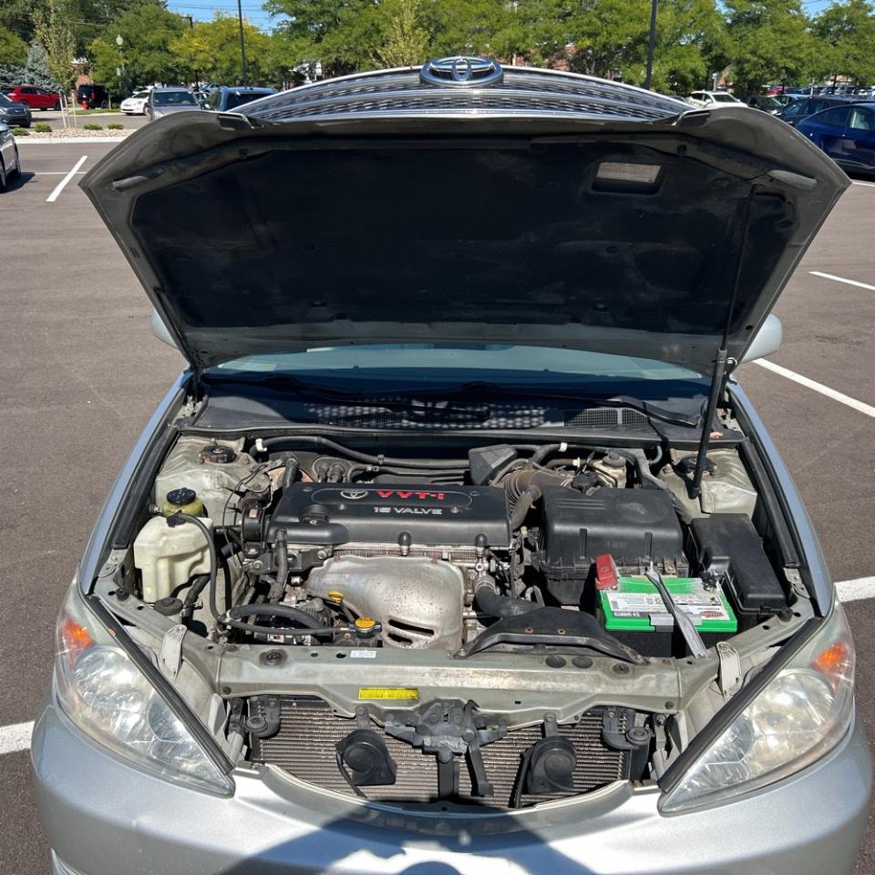 Toyota Camry 4dr Sdn LE Auto 2004