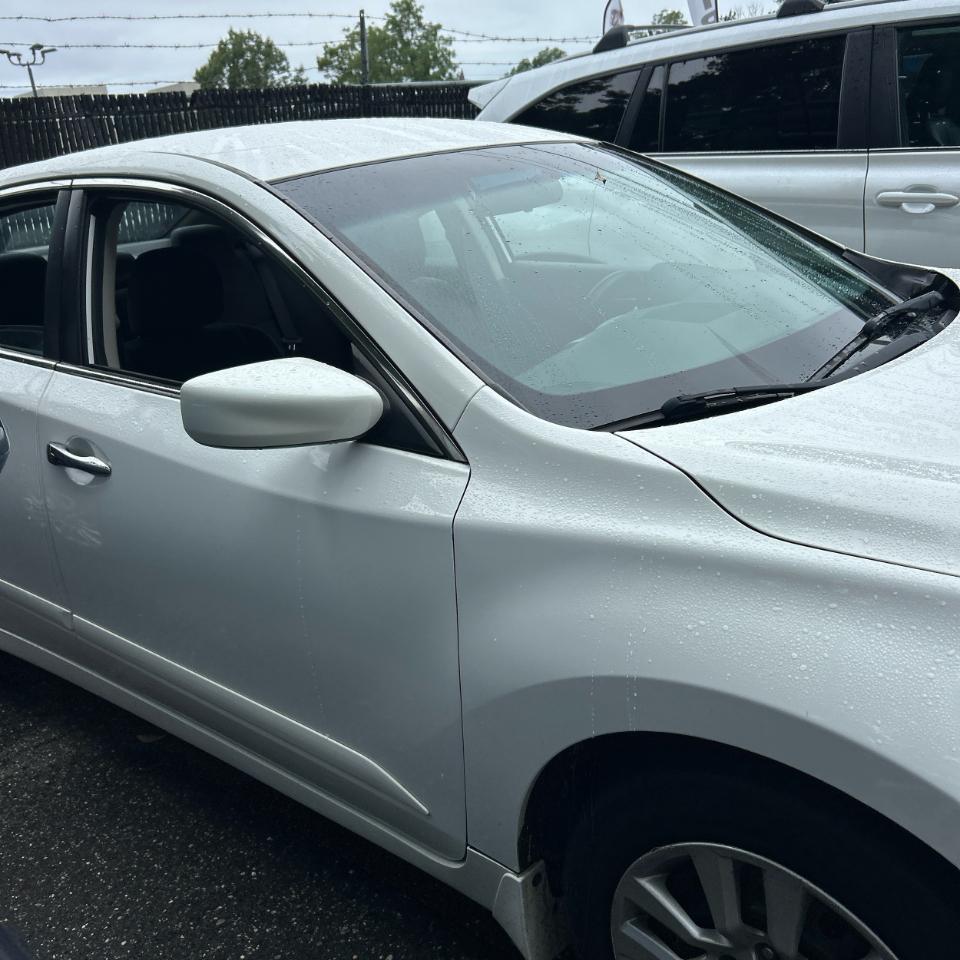 Nissan Altima 4dr Sdn I4 2.5 S 2015