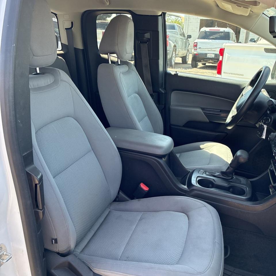 Chevrolet Colorado 4WD Ext Cab 128.3" WT 2017