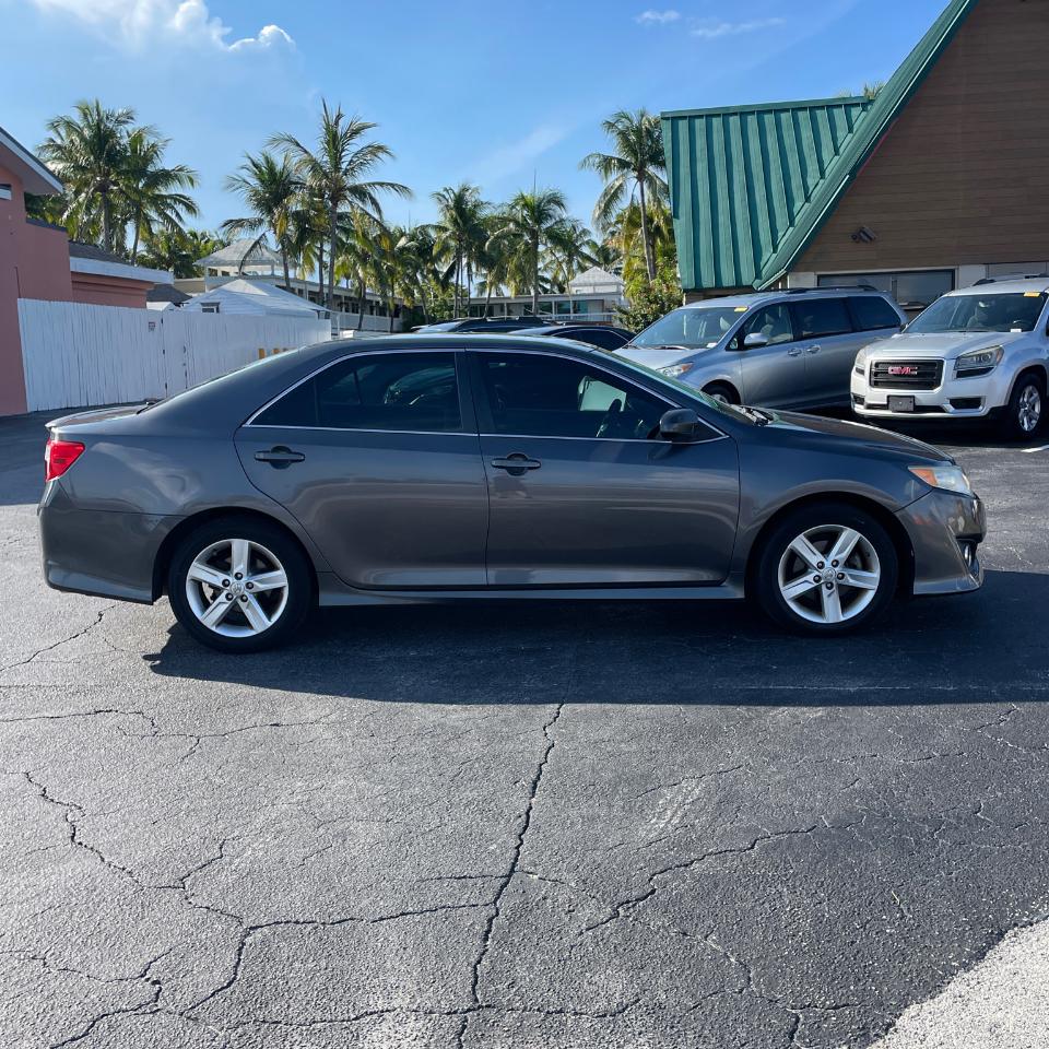 Toyota Camry 4dr Sdn I4 Auto L (Natl) *Ltd Avail* 2014