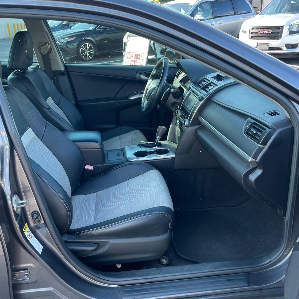 Toyota Camry 4dr Sdn I4 Auto L (Natl) *Ltd Avail* 2014