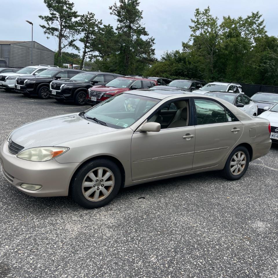 Toyota Camry 4dr Sdn LE Auto (Natl) 2003