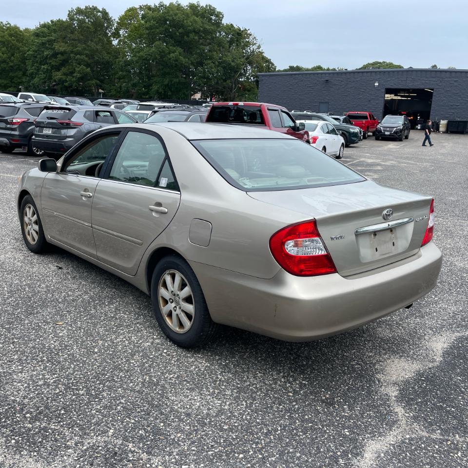 Toyota Camry 4dr Sdn LE Auto (Natl) 2003
