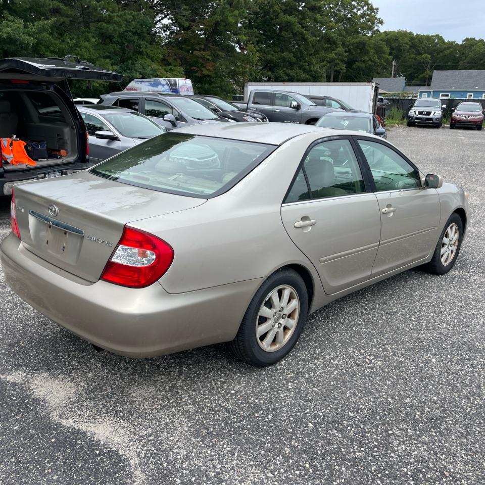 Toyota Camry 4dr Sdn LE Auto (Natl) 2003