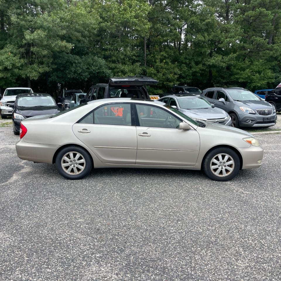 Toyota Camry 4dr Sdn LE Auto (Natl) 2003