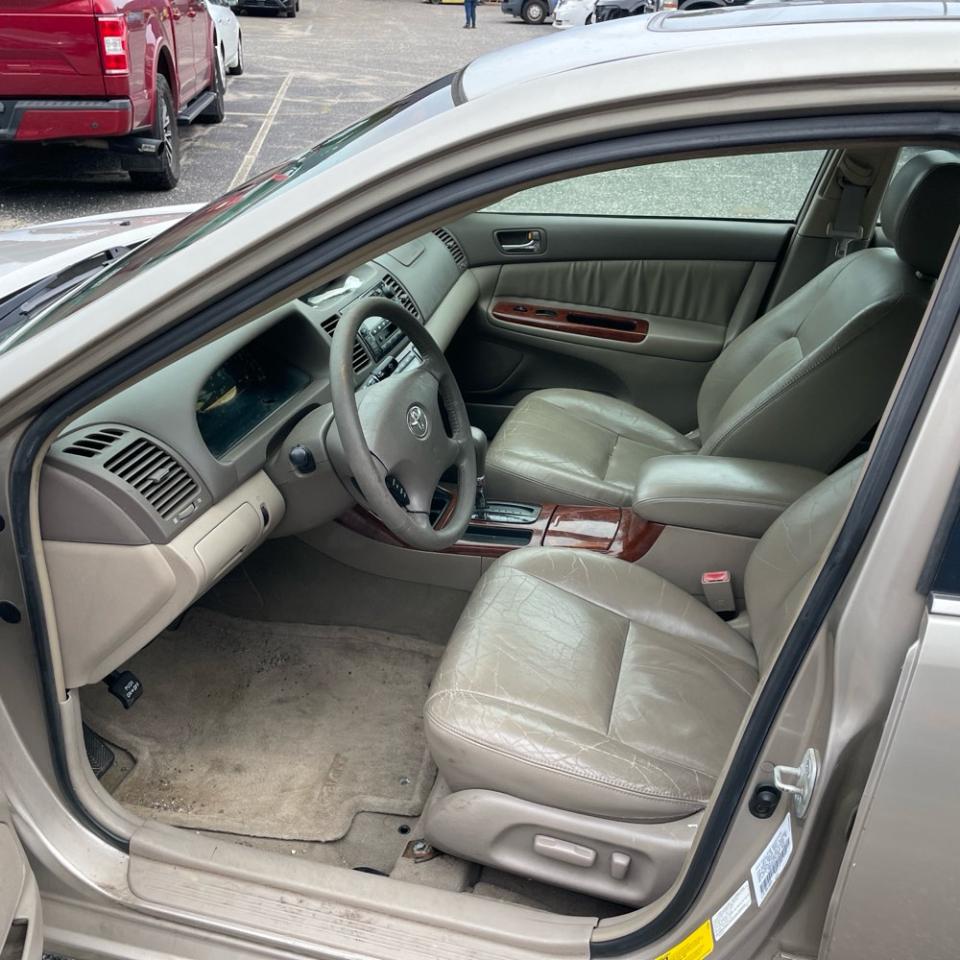 Toyota Camry 4dr Sdn LE Auto (Natl) 2003