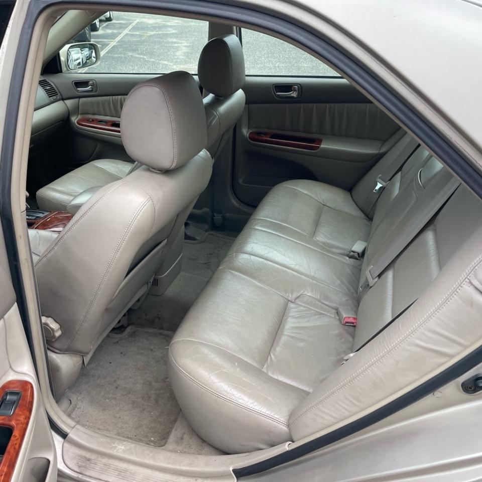 Toyota Camry 4dr Sdn LE Auto (Natl) 2003