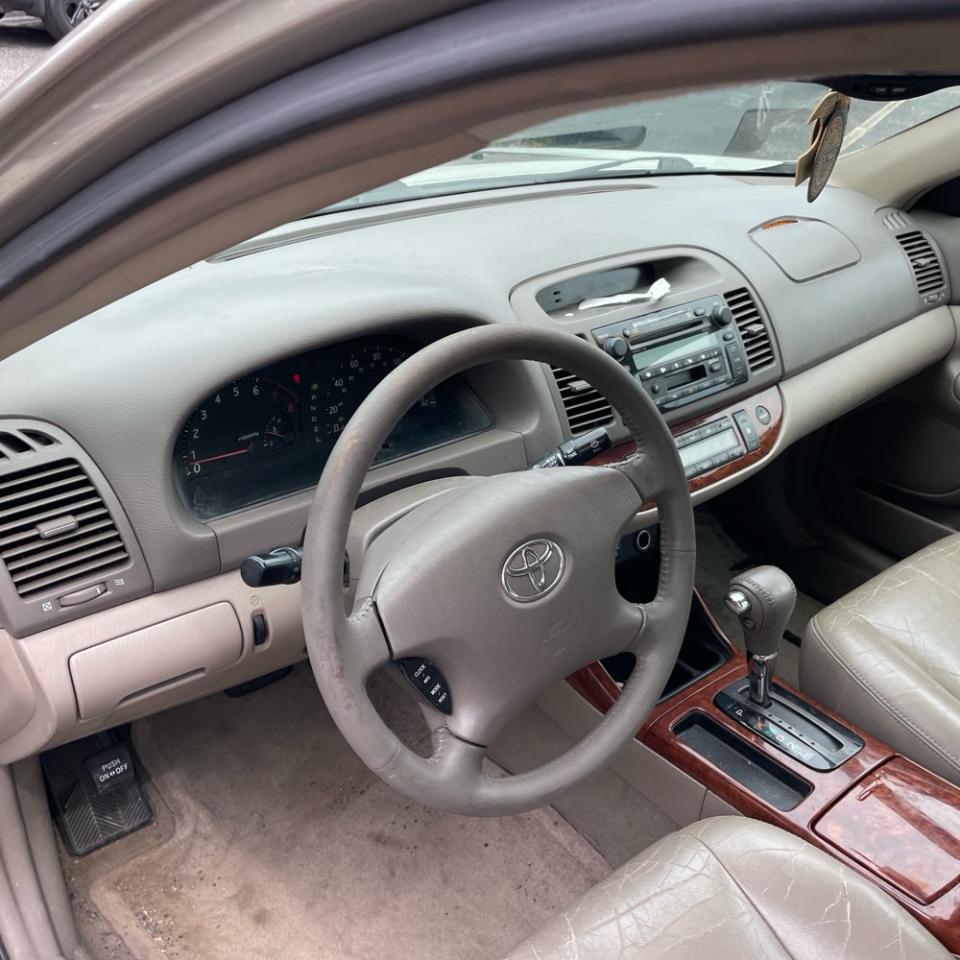 Toyota Camry 4dr Sdn LE Auto (Natl) 2003