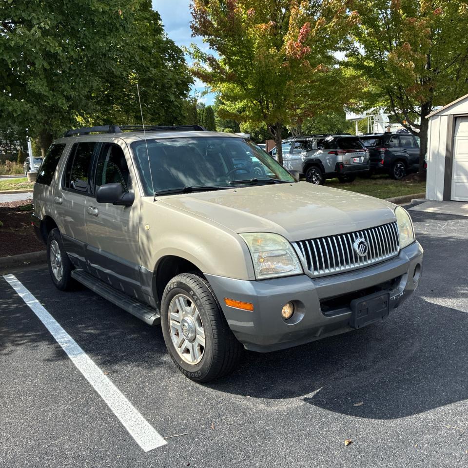 Mercury Mountaineer 4dr 114" WB Convenience AWD 2005