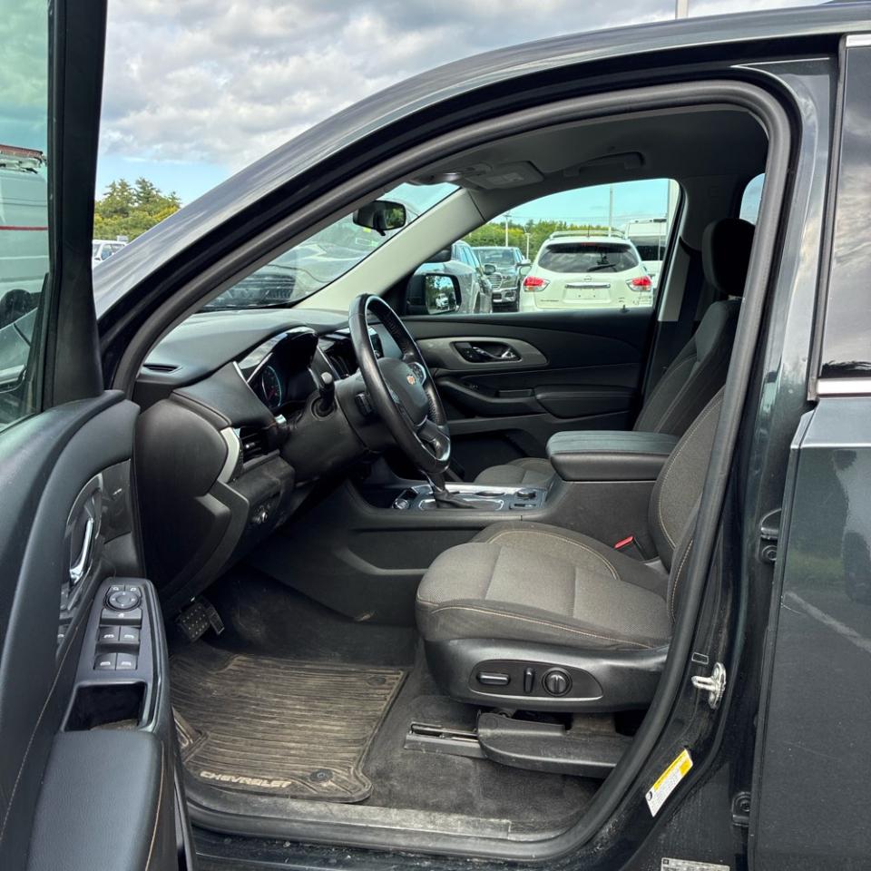 Chevrolet Traverse AWD 4dr LT Cloth w/1LT 2020