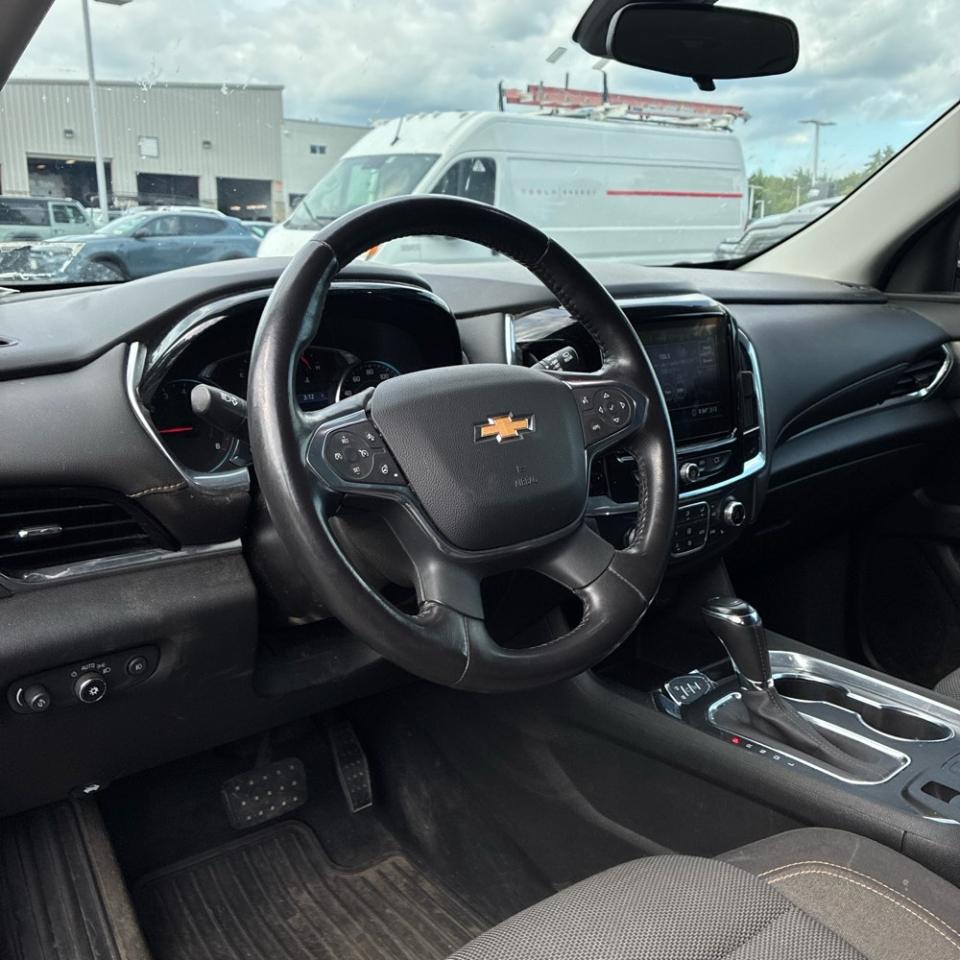 Chevrolet Traverse AWD 4dr LT Cloth w/1LT 2020