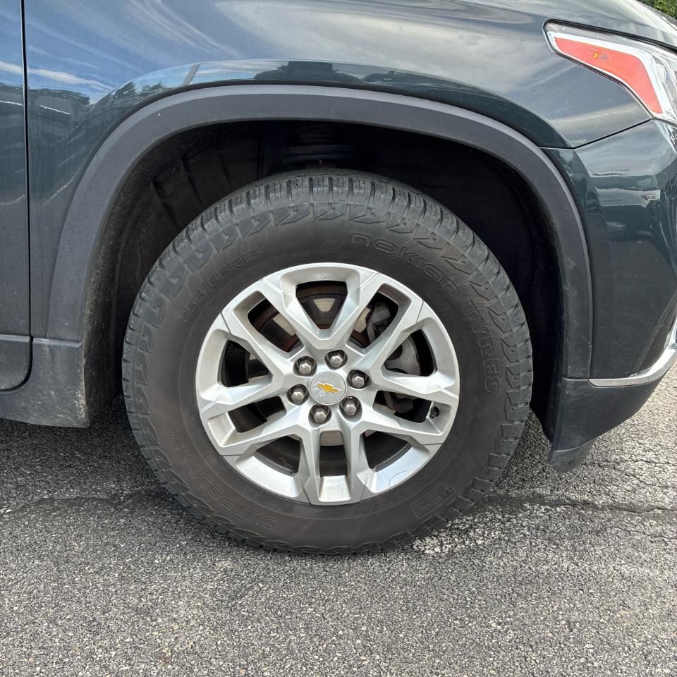 Chevrolet Traverse AWD 4dr LT Cloth w/1LT 2020