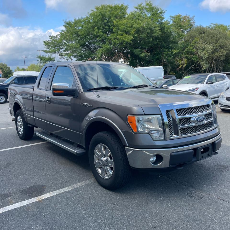 Ford F-150 4WD SuperCab 145" XL 2011