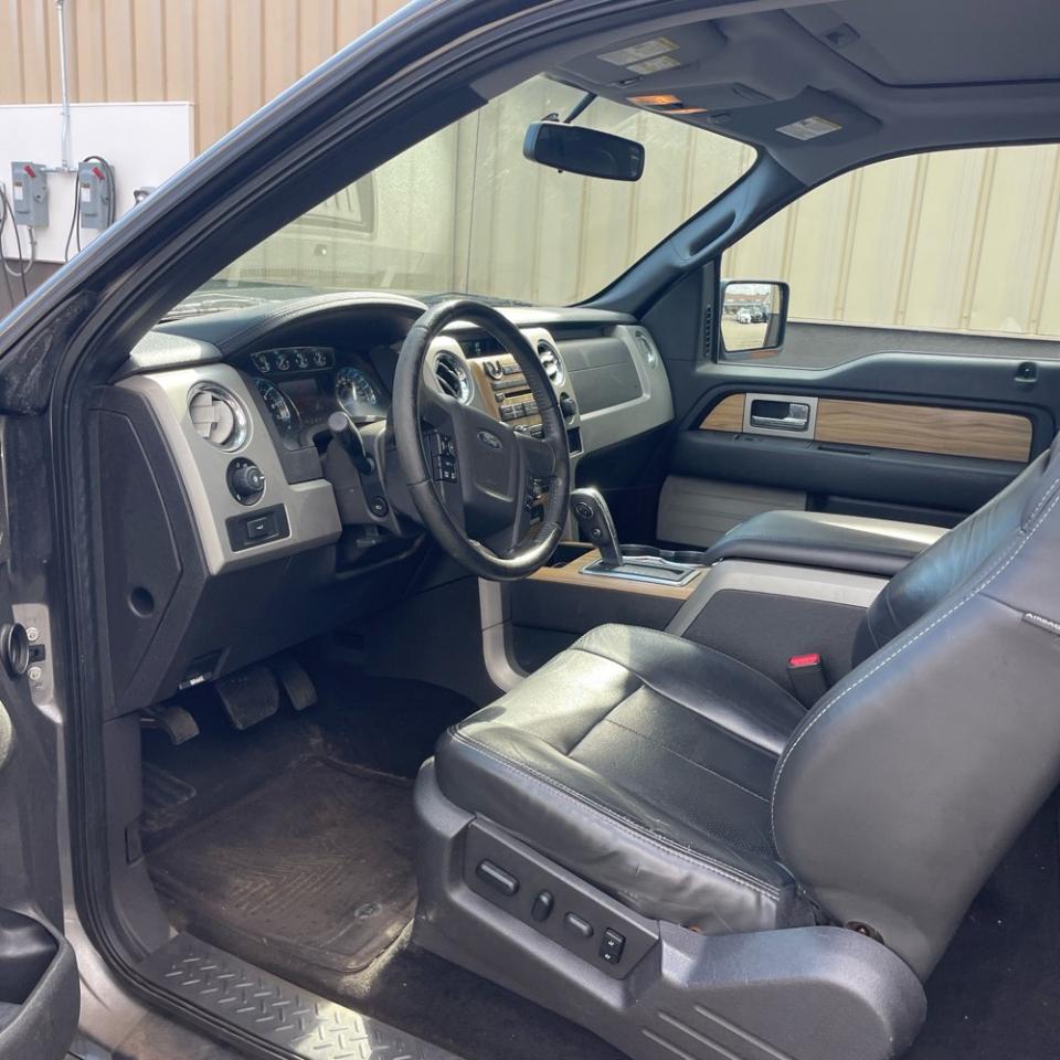 Ford F-150 4WD SuperCab 145" XL 2011