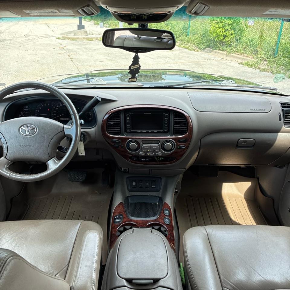 Toyota Sequoia 4dr Limited 4WD (Natl) 2006