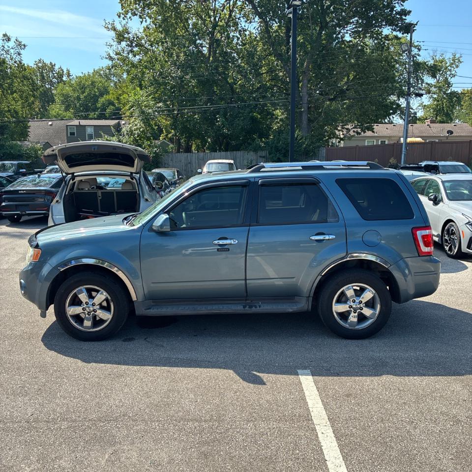Ford Escape 4WD 4dr Limited 2011