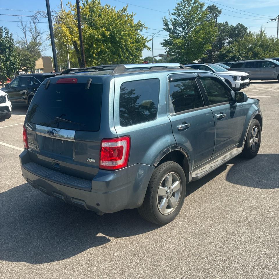Ford Escape 4WD 4dr Limited 2011