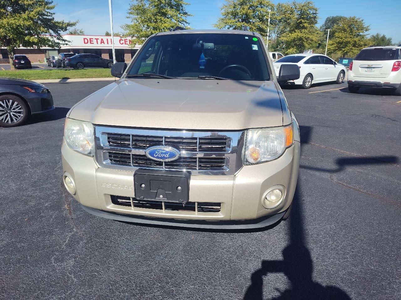 Ford Escape 4WD 4dr XLT 2012