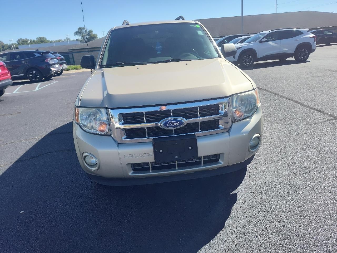 Ford Escape 4WD 4dr XLT 2012