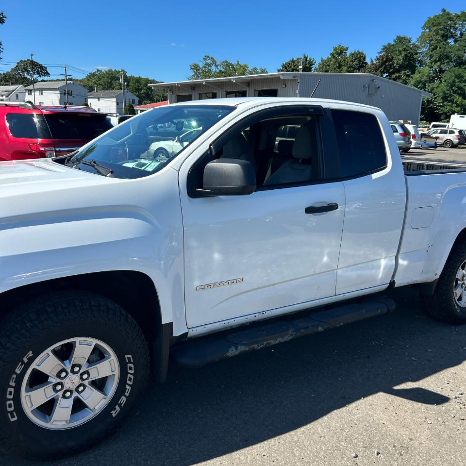 GMC Canyon 4WD Ext Cab 128.3" 2015