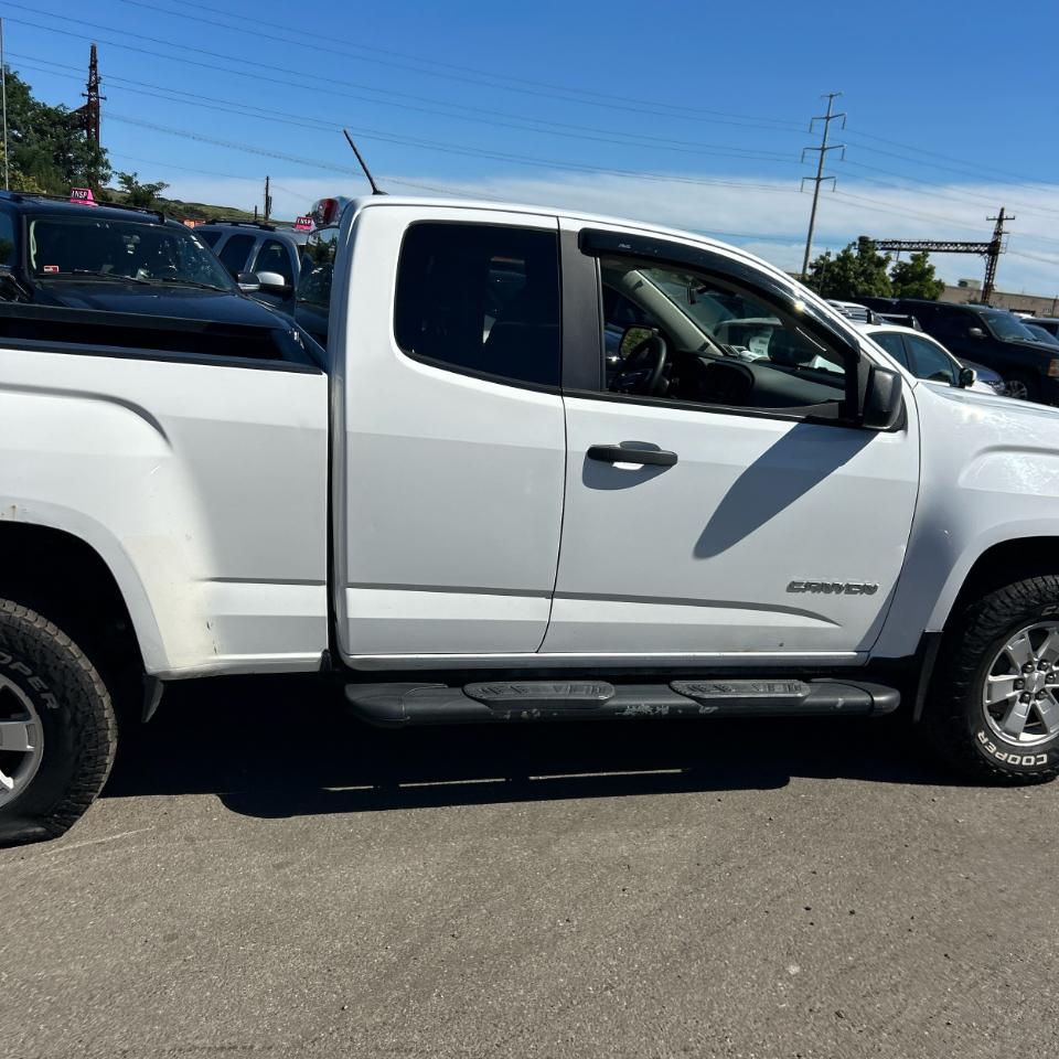 GMC Canyon 4WD Ext Cab 128.3" 2015