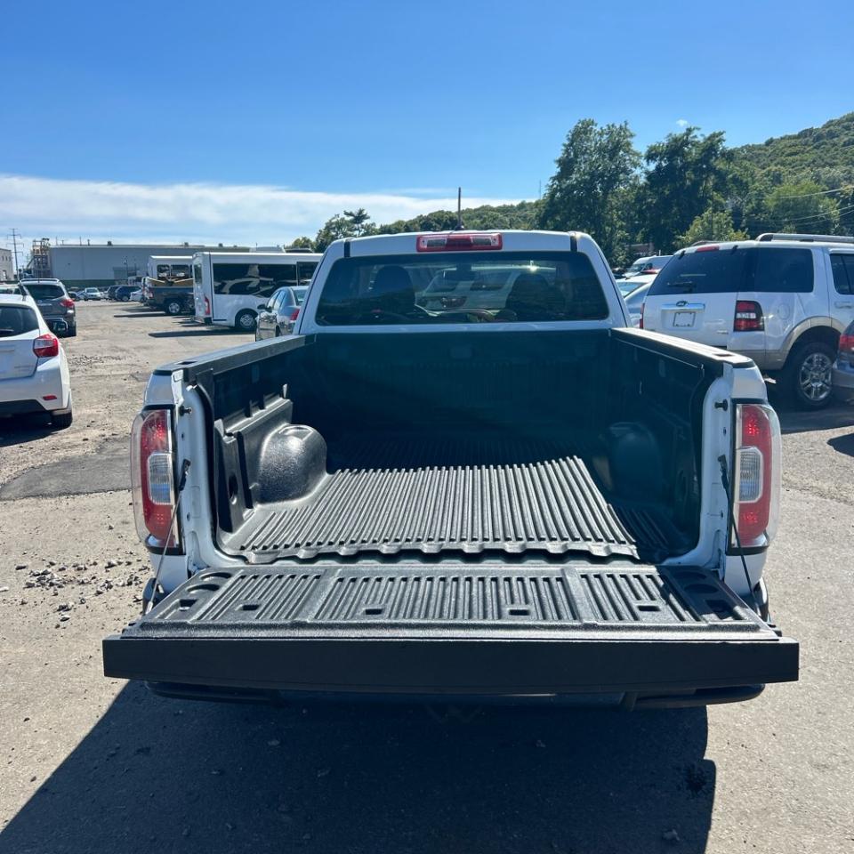 GMC Canyon 4WD Ext Cab 128.3" 2015