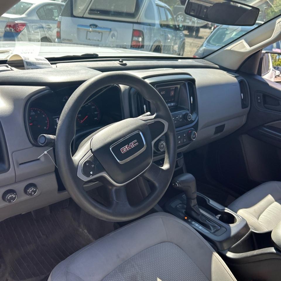 GMC Canyon 4WD Ext Cab 128.3" 2015